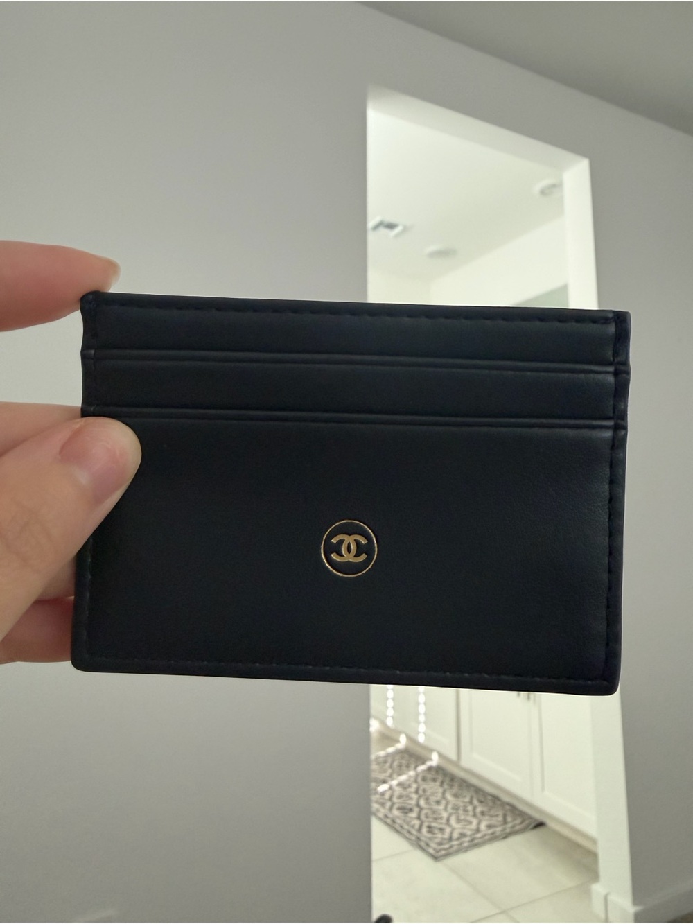 CHANEL BLUE Leather Card Holder with Gold CC Emblem - Picture 1 of 4